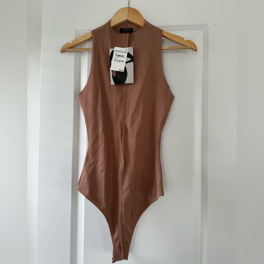 Naked wardrobe mockneck sleeveless ribbed bodysuit in tan/brown